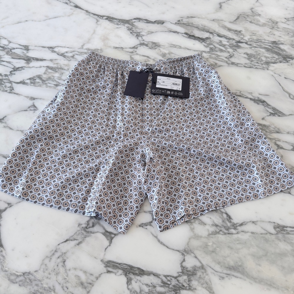 Prada Mens Cielo Blue Twill Fiore Geometric Print Shorts SPH388 Size M NEW